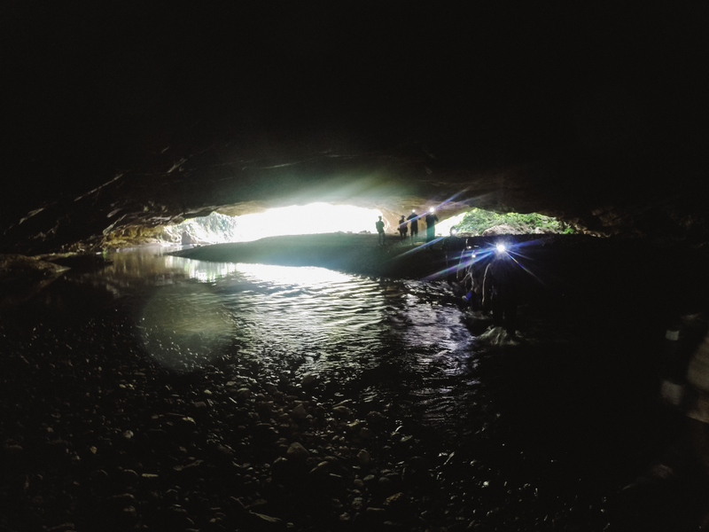 Illustration for article titled Inside The World's 3rd Largest Cave